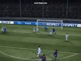 Xavi reprise de volée Pes 2010