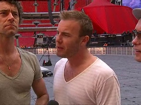 Robbie Williams and Gary Barlow release a single