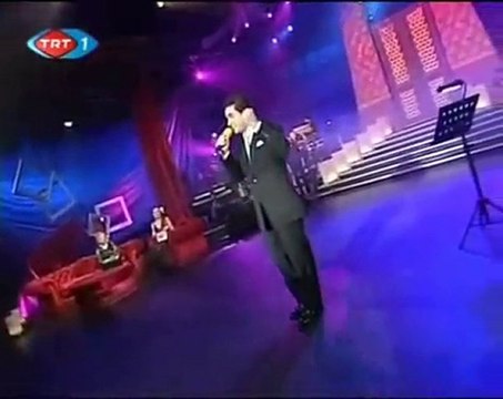 ZEKAİ TUNCA _ Aşka Merakım Ezelden