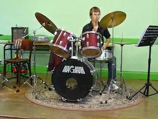 Learn to fly des foo fighters sur batterie