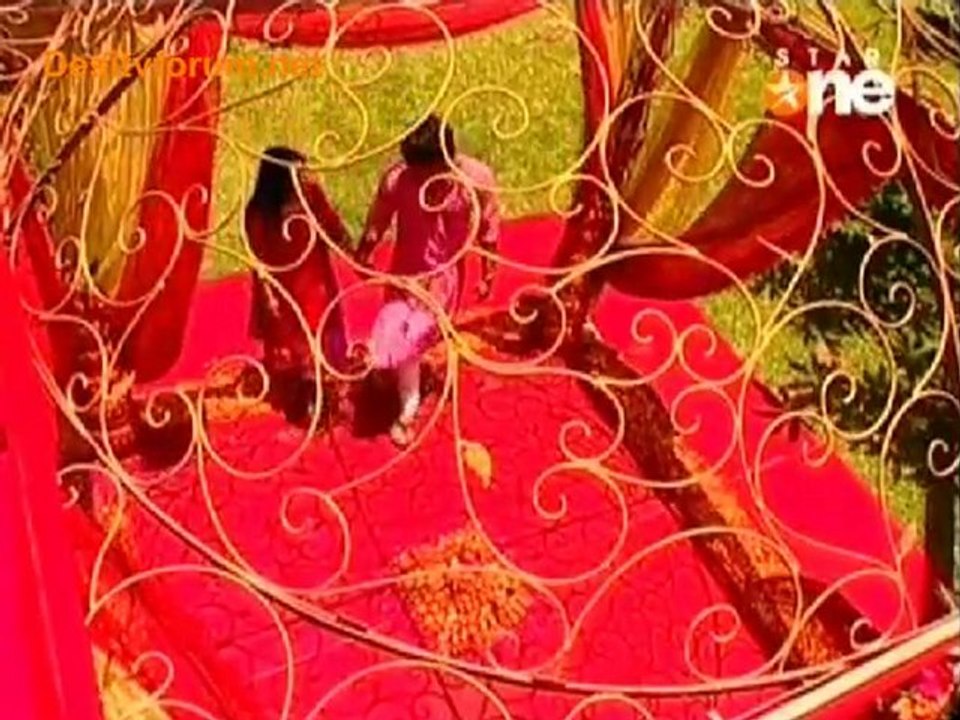 Jaane Pehchaane Se Yeh Ajnabi - 8th June 2010 Pt2