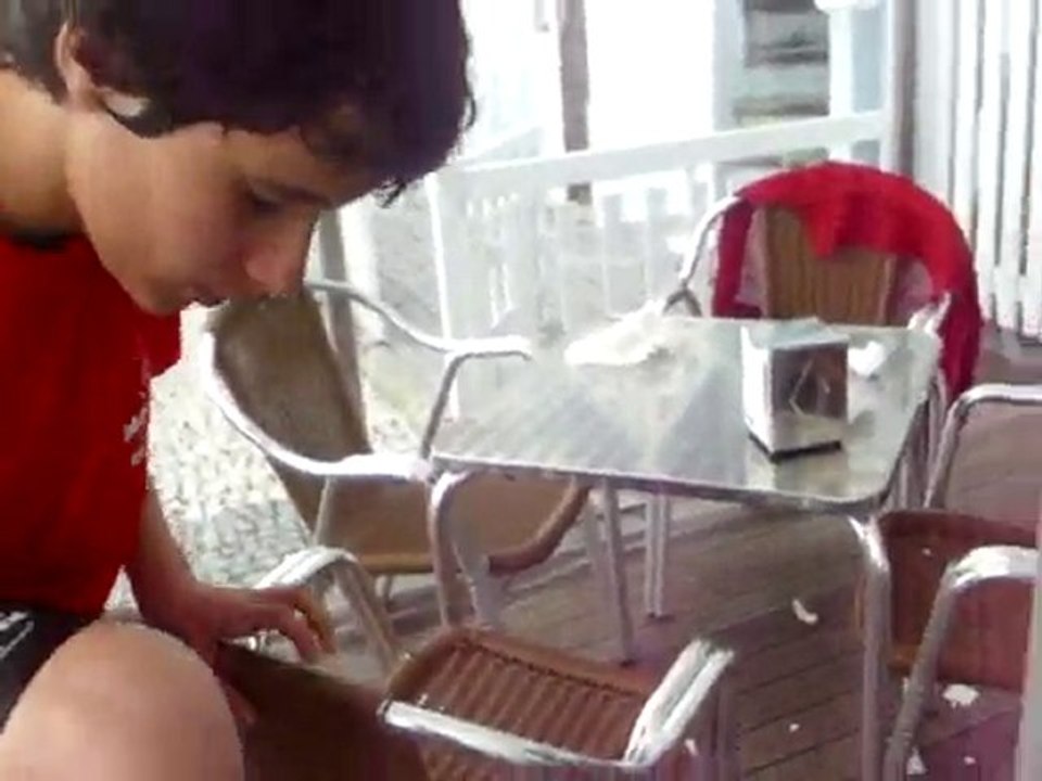Vou-te processar!