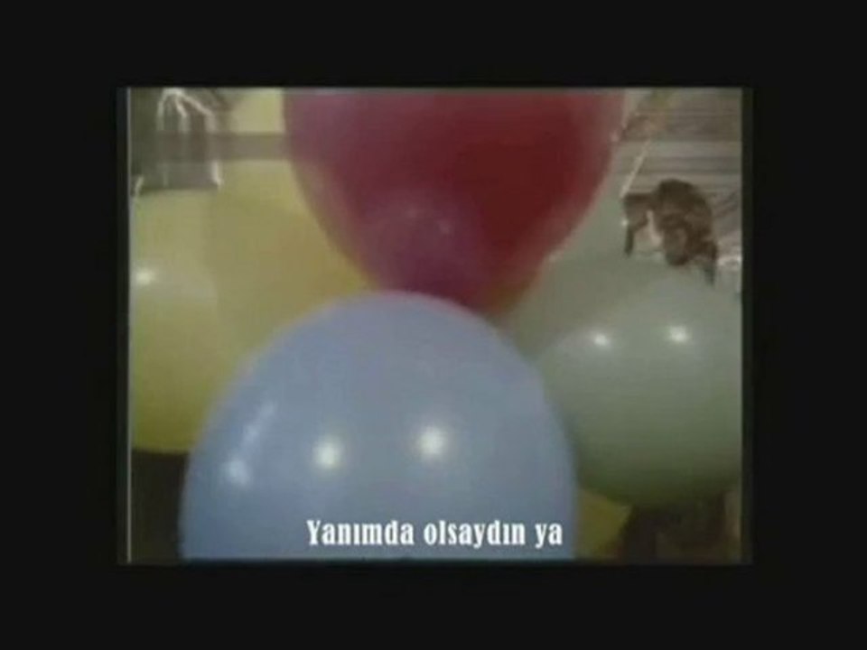 EMRE ALTUĞ SEV DİYEMEM 2010 HARİKA KLİP (ÖZEL)