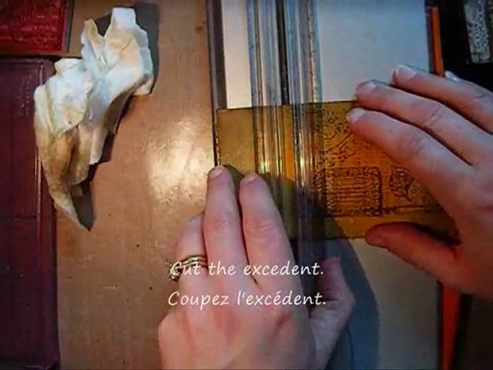 Make a simple card with Distress ink and fabric
