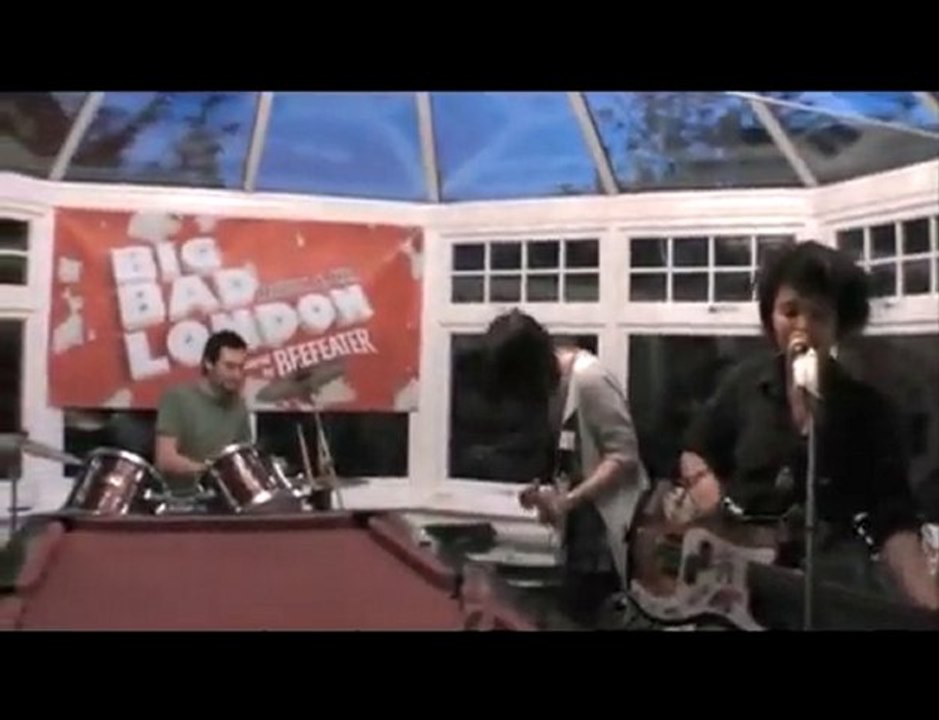 Big Bad Studio presenta Beau And The Arrows