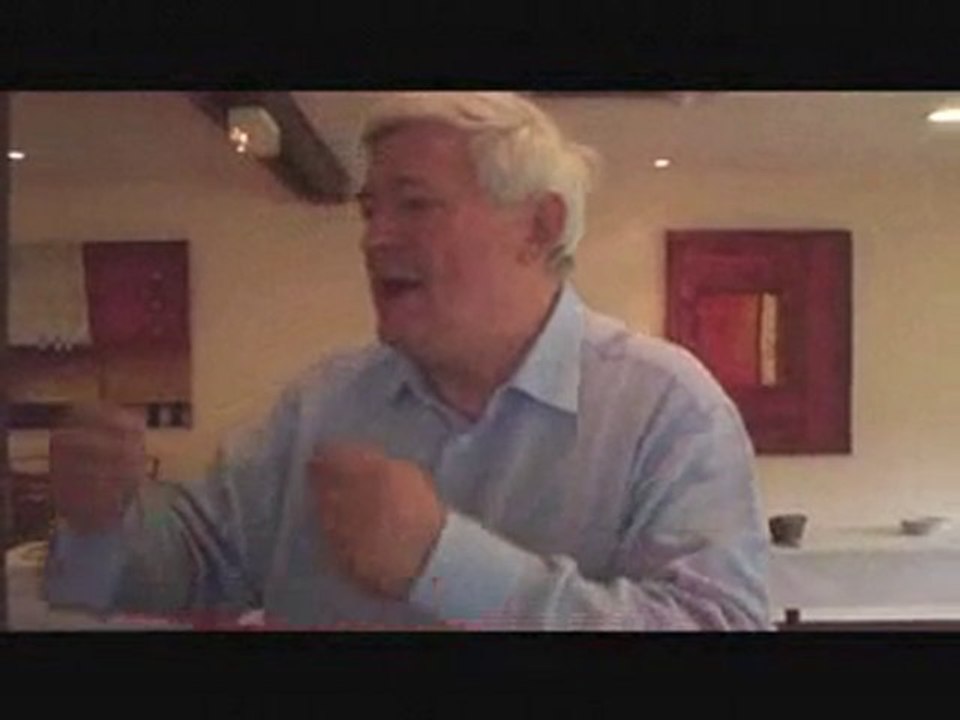 FN - Bruno Gollnisch au FNJ - 1/2 - 06/2010