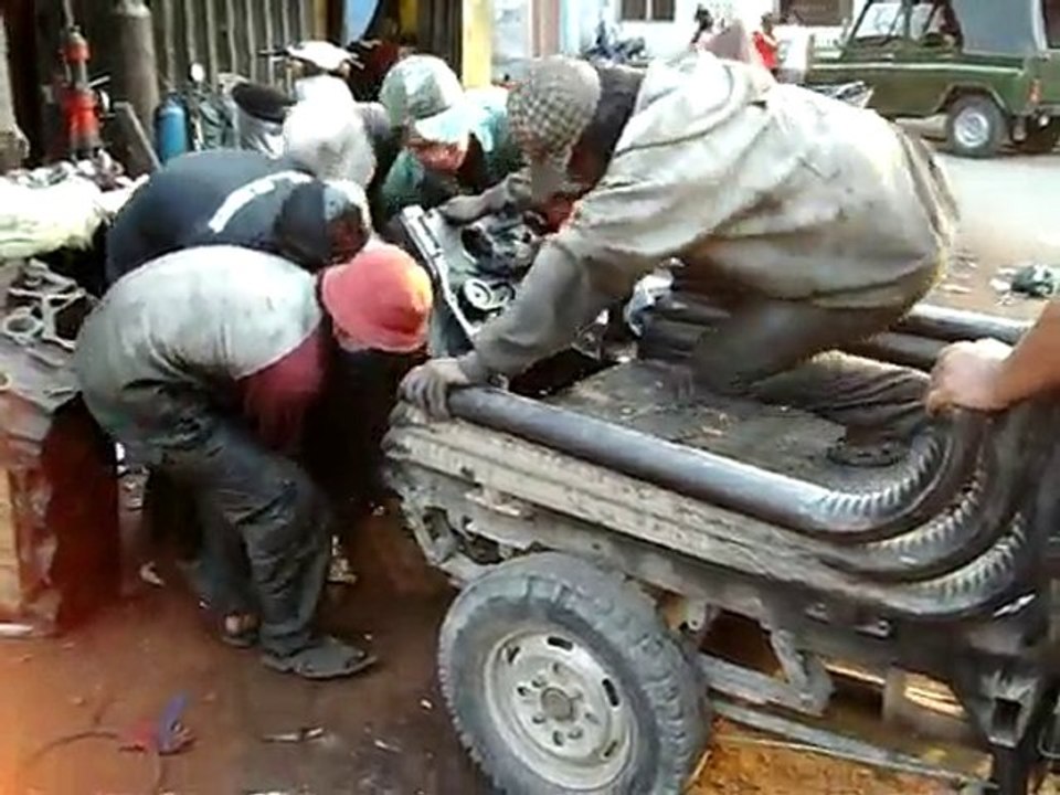 Phnom Penh 2010 - Quartier des mecanos