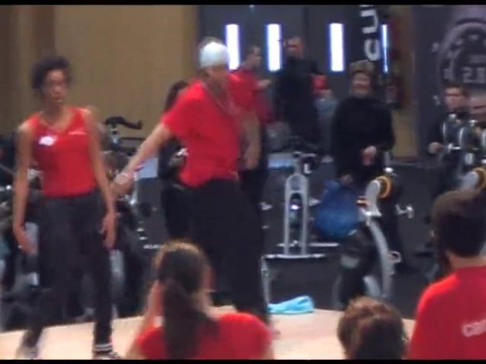 Cours de Dancehall Caribailes avec Jenny