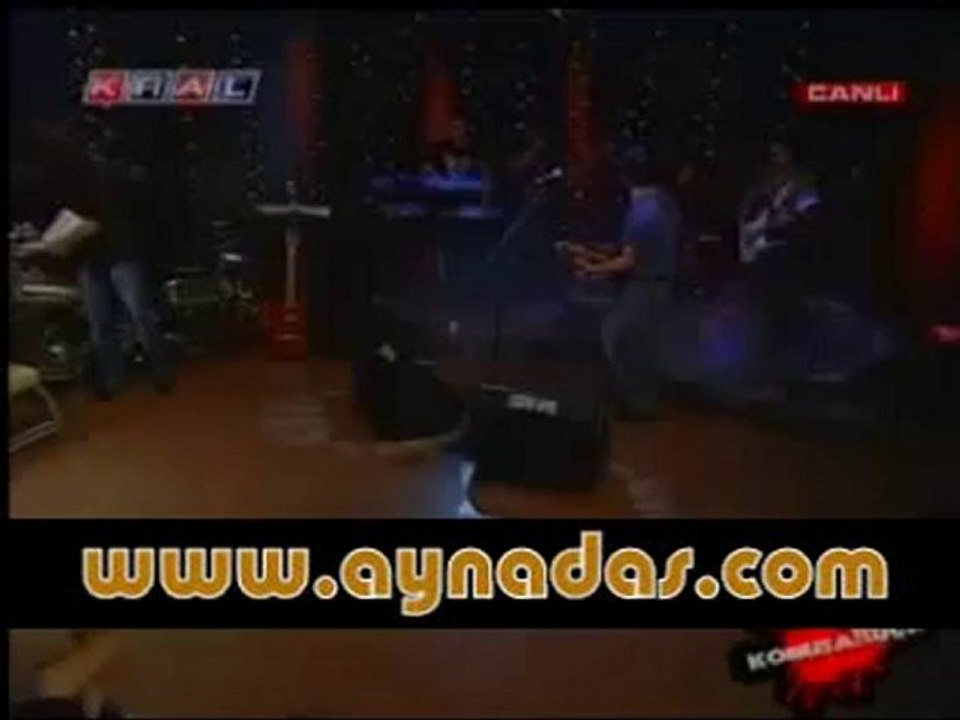 Ayna-Köyümün Yağmurları [Canlı-Rock]