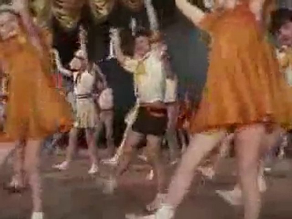 Dance Clip-Нам мир завещано беречь (Big Children's Choir)