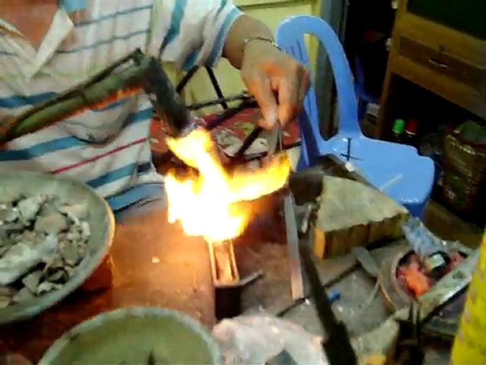 Phnom Penh 2010 - Bijoutier