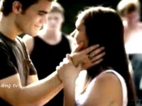 Muazzez Ersoy - Ağladım 2010 Yeni Klip HD