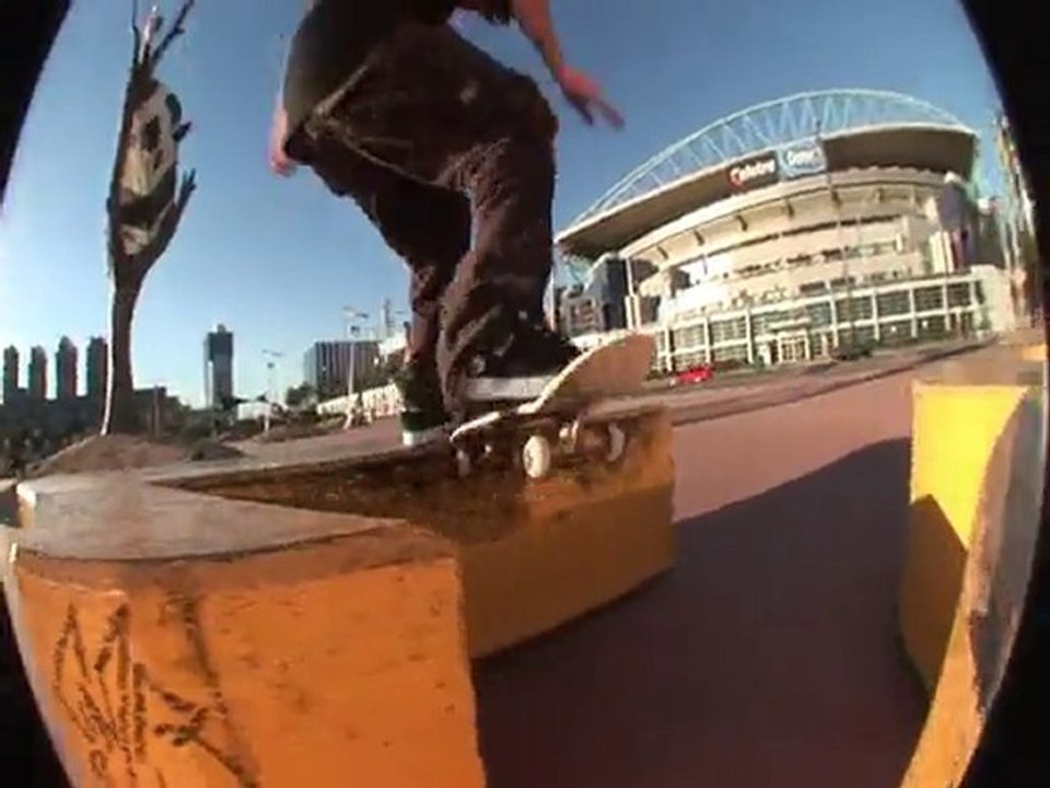 Shane Mathewson Zoo York throwaway footage 2010