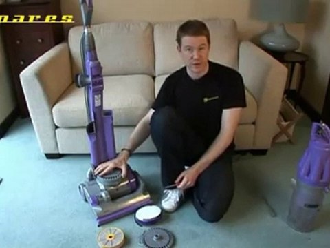 Replacing Dyson Filters DC07