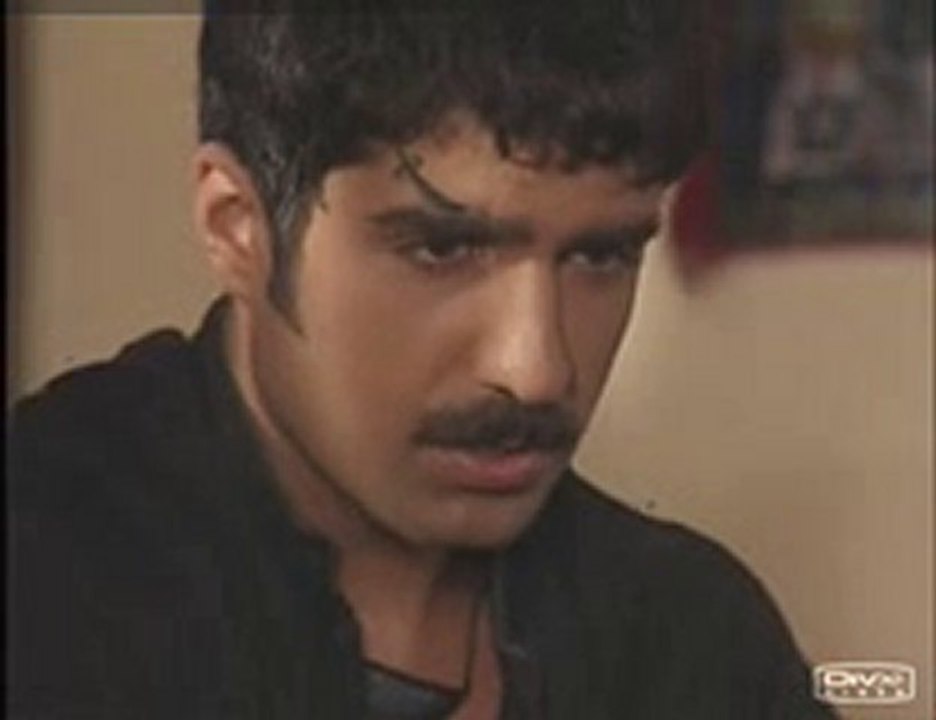 Özcan Deniz Aşkın Dağlarda Gezer 2