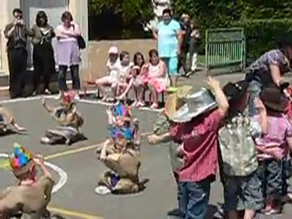 danse des cow-boy et des indiens