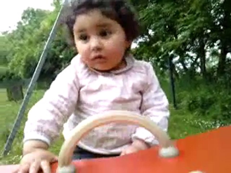 chahdoda au parc tres fache avec son oncle
