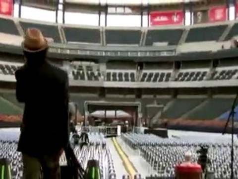 Knaan feat. Will.i.am David Guetta - Waving Flag