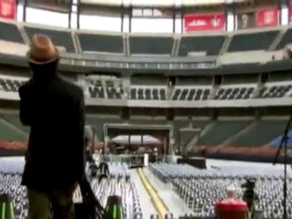 Knaan feat. Will.i.am   David Guetta - Waving Flag