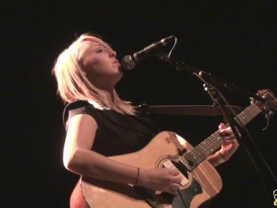 Claire Bouedo en Concert au Noumatrouff de Mulhouse