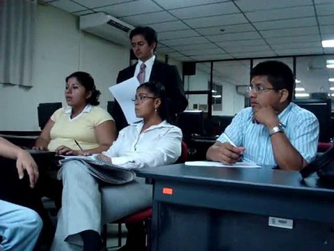 Análisis ambiental modelo PESTLE parte 1