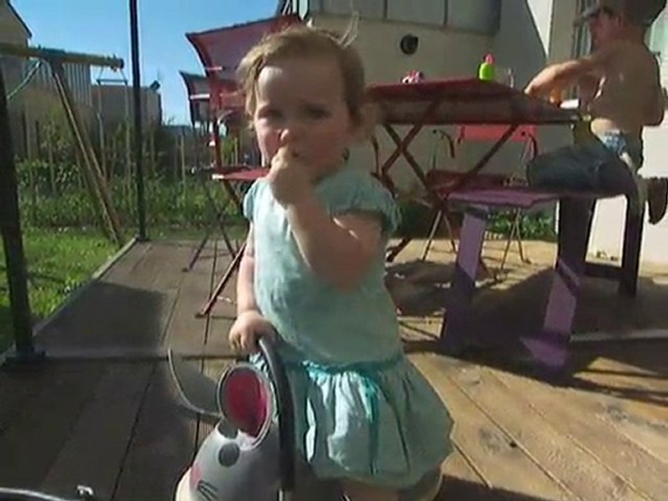 Anaïs sur la terrasse