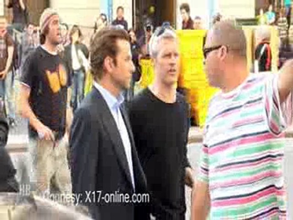 Bradley Cooper Dumps Renee Zellweger!!