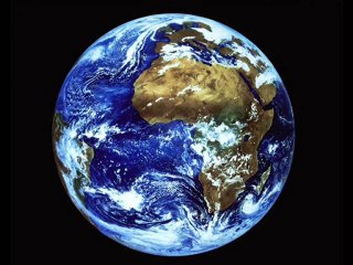 Les savanturiers - Claude et Lydia Bourguignon 1/2