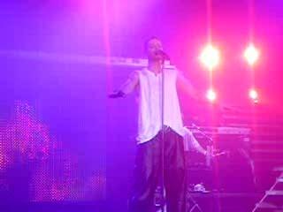 Pokora - "Mal de guerre" [concert]