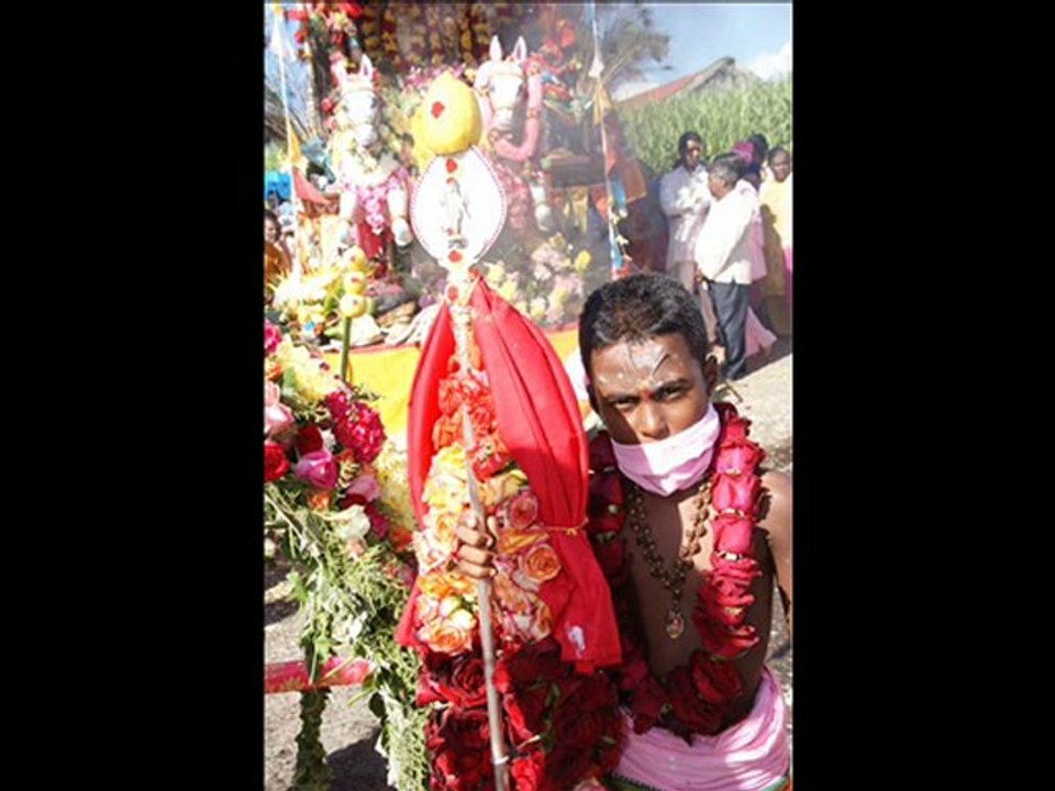 VAÎGÂSI VISÂGAM KAVADI Saint-Benoît Part 1