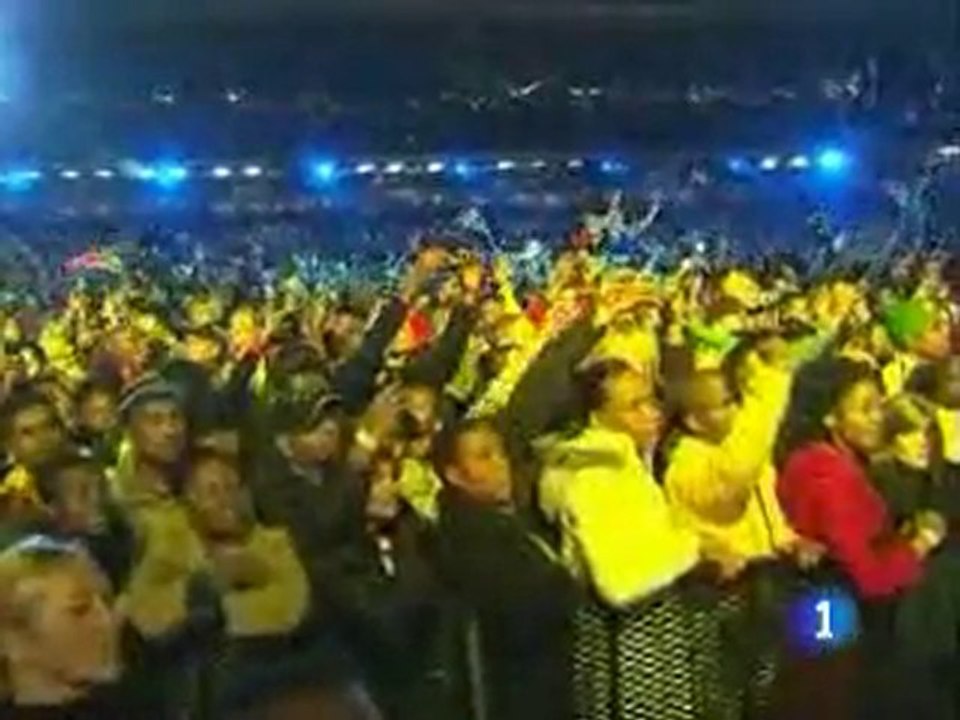 Shakira protagonistas de la kick off concert world cup 2010