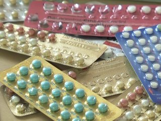 French women try new birth control, 50 years after pill