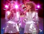 Kylie and Dannii Minogue live performance