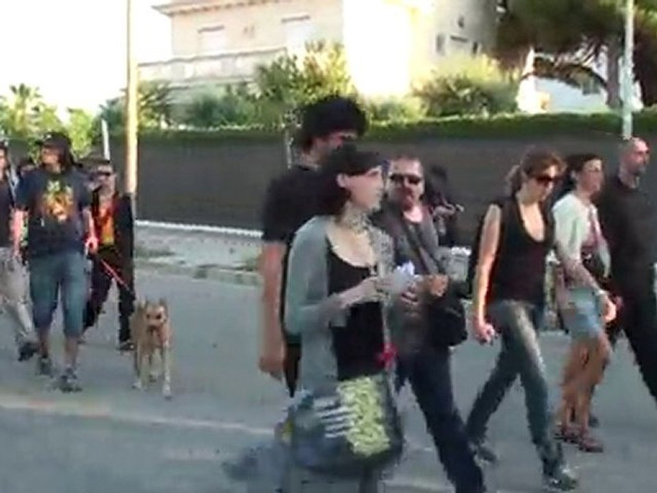 10/MANIFESTACION_SITGES_BILDERBERG_2010