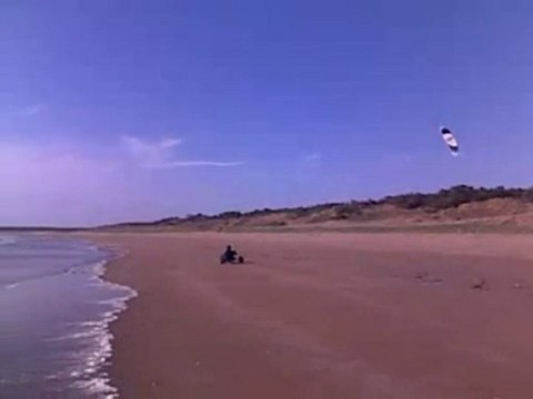 Mamie fait du Kite buggy Saint Brévin l'océan mai 2010