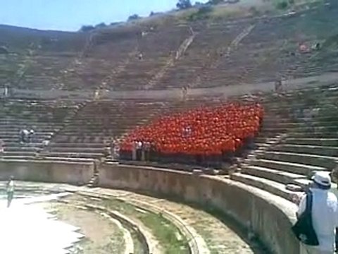 İstanbul, İzmir, Ayvalık, Çeşme, Foça, Kuşadası, Selçuk, Efes, Bergama İngilizce-Norvecce Profesyonel Kokartlı Turist Rehberi, Sinan Tortum Isıklar Military School Boys singing school song/// Isiklar