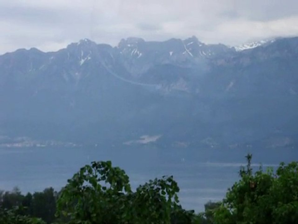 chemtrails 12.06.2010 Lausanne