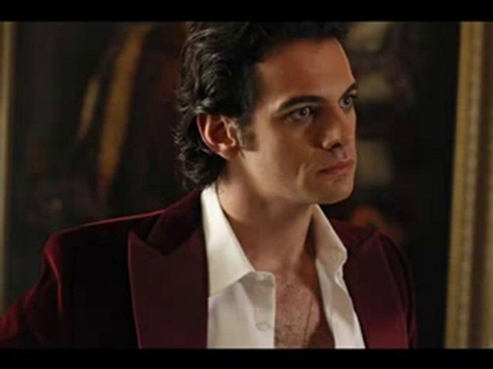 True Blood 3x1 "Bad Blood" Part 1