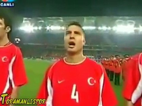 İstiklâl Marşı Böyle OKUNUR ! [HQ]