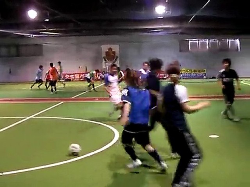 100612本社フットサル1