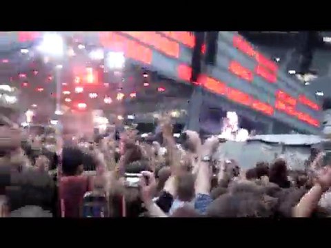 Concert Muse Stade de France : Intro - Uprising