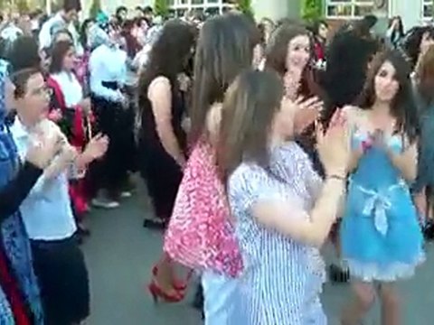 SULTANBEYLİ HÜSNÜ M. ÖZYEĞİN LİSESİ 2010 MEZUNLARI TÖRENİ-2