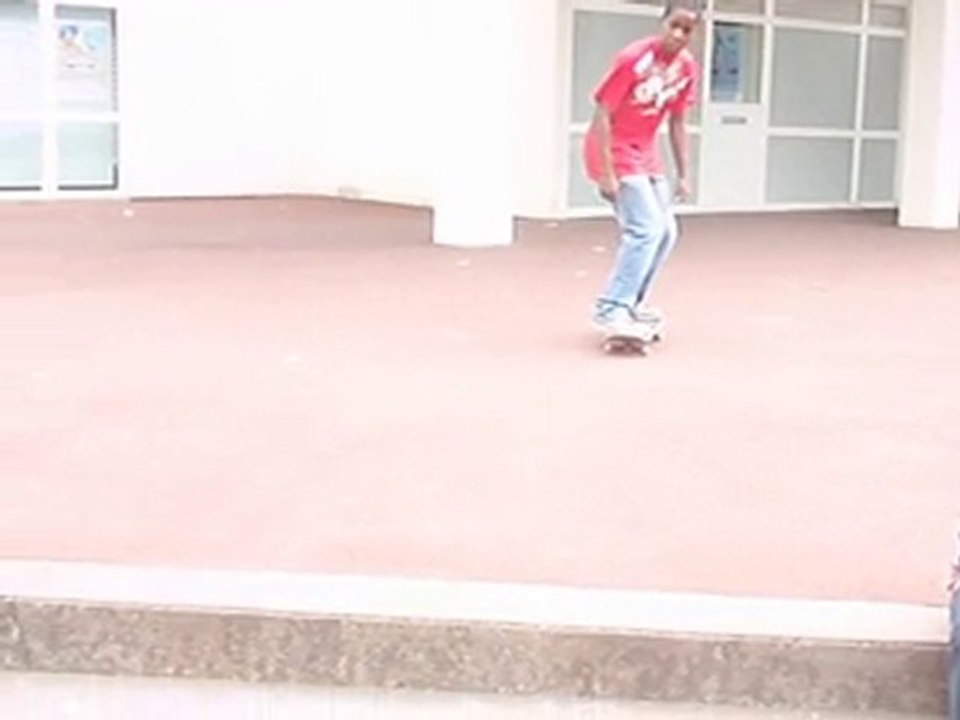 Brice Ollie 3 marche , Crédit mutuel de Vitry