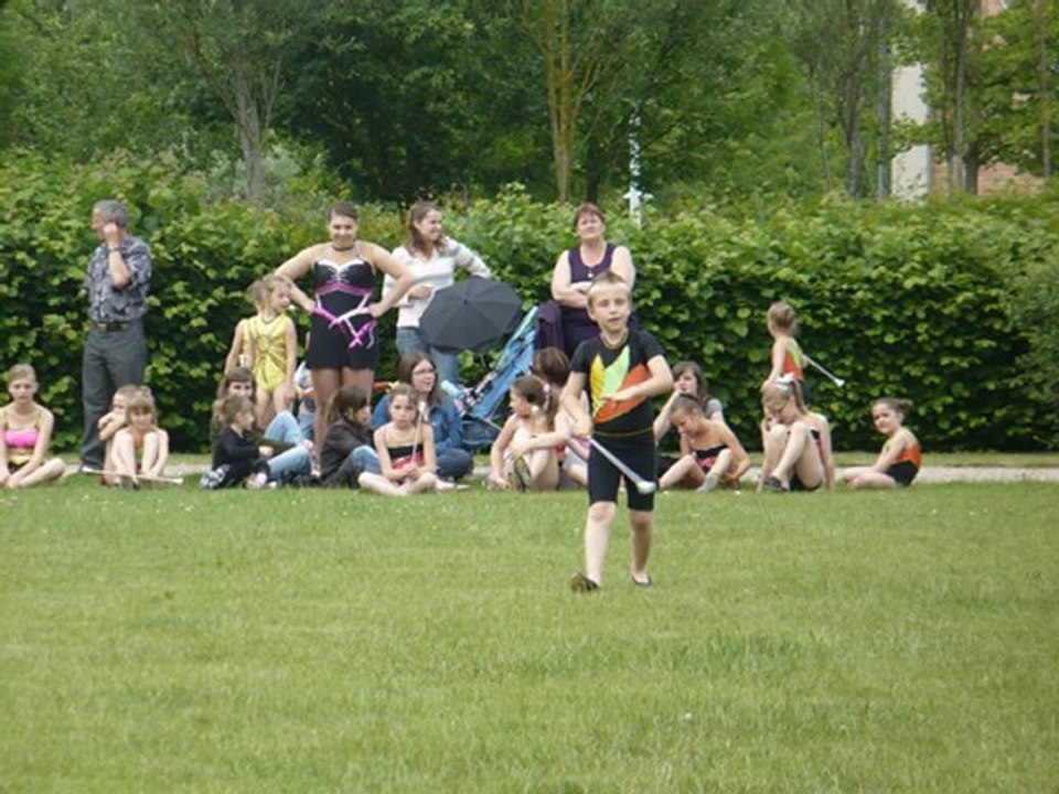 REPAS CHAMPETRE LA FERE 2010