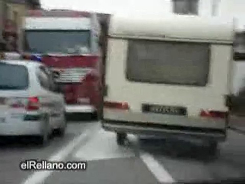 Course poursuite avec une caravane - Video Course poursuite