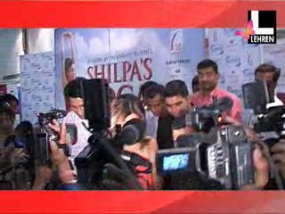 Download Video: Shilpa Mobbed By Her Fans