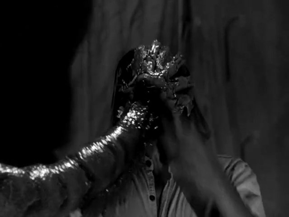 Creature from the Black Lagoon - Clip Attack