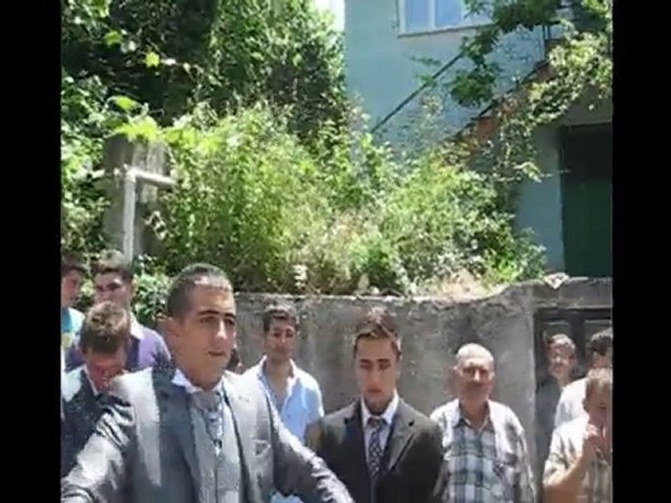 özkan güvey başı