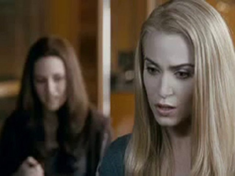 Bella and Rosalie Eclipse clip