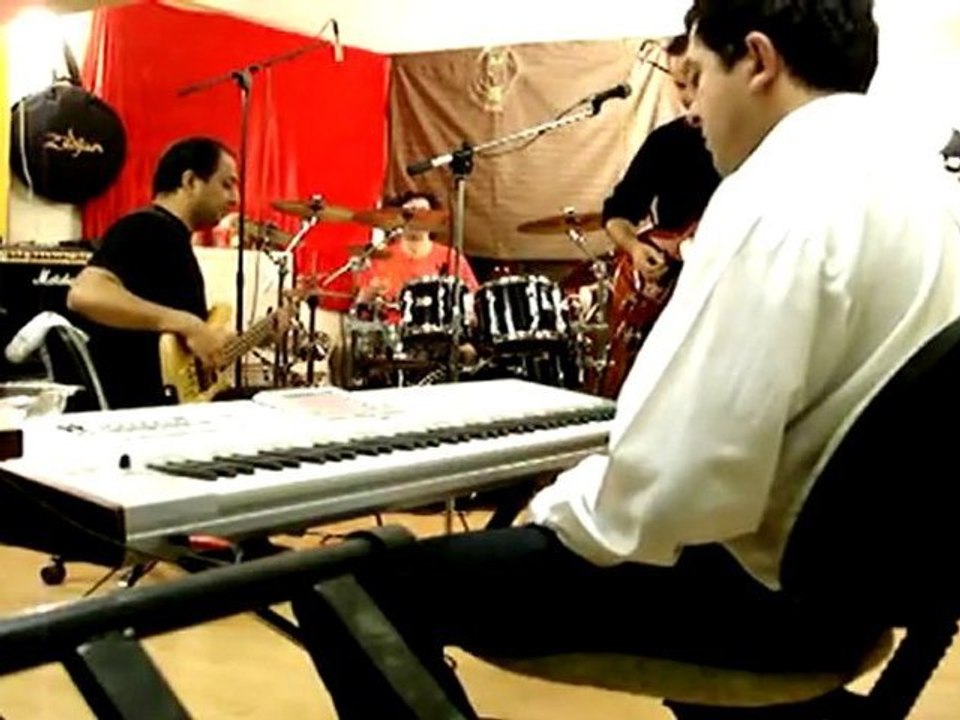 Bê Sinor - Robar (http://www.medianrock.com)